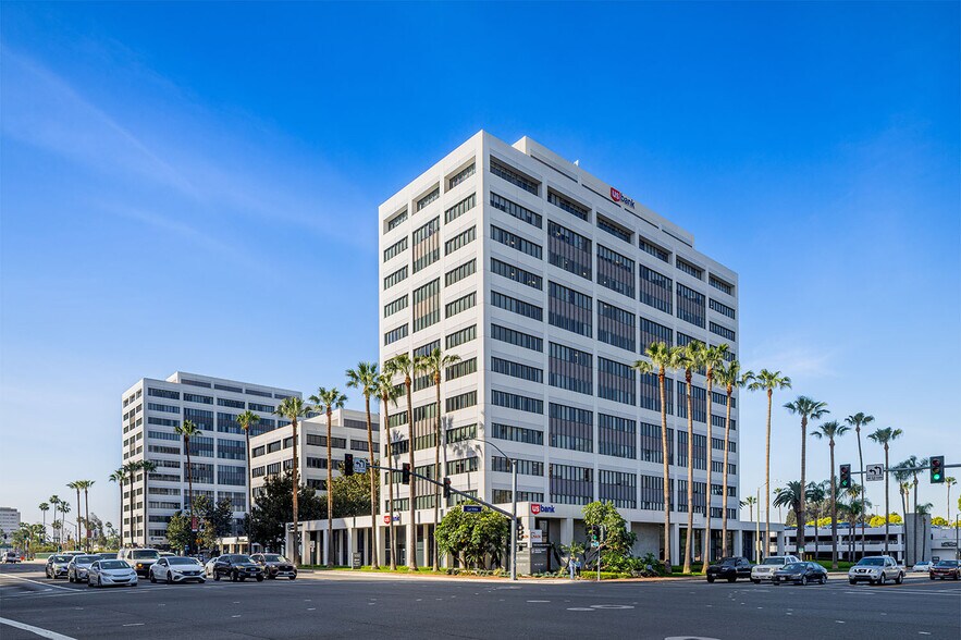 More Photos Of 500 S Main St, Orange Office For Sale
