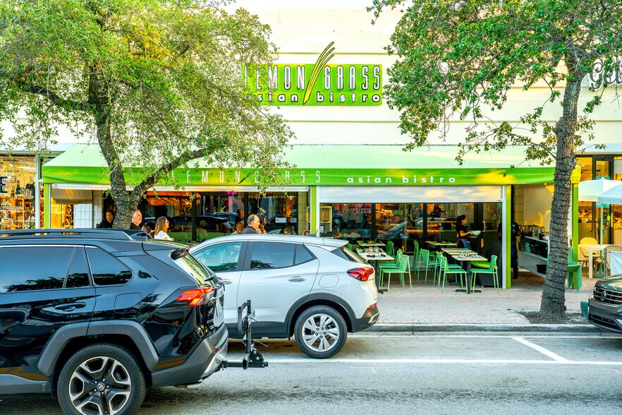 More Photos Of 418-440 E Atlantic Ave, Delray Beach Storefront Retail Office For Lease