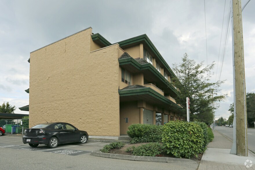 More Photos Of 20689 56 Av, Langley Apartments For Sale