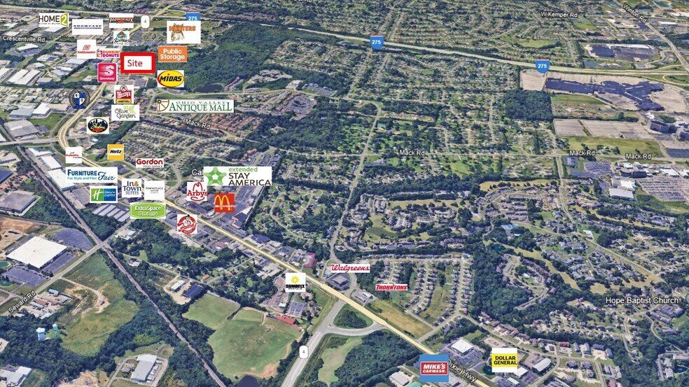 More Photos Of 7371 Dixie Hwy, Fairfield Department Store For Lease