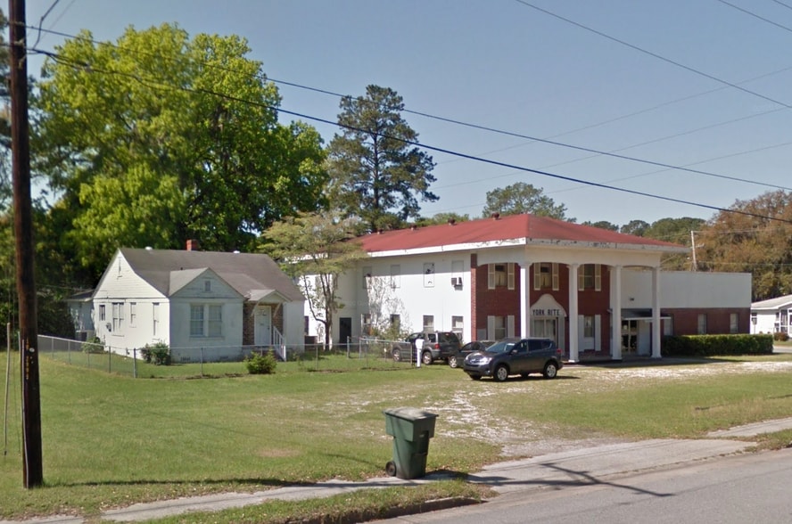 More Photos Of 2001 Derenne Ave, Savannah Multifamily For Sale