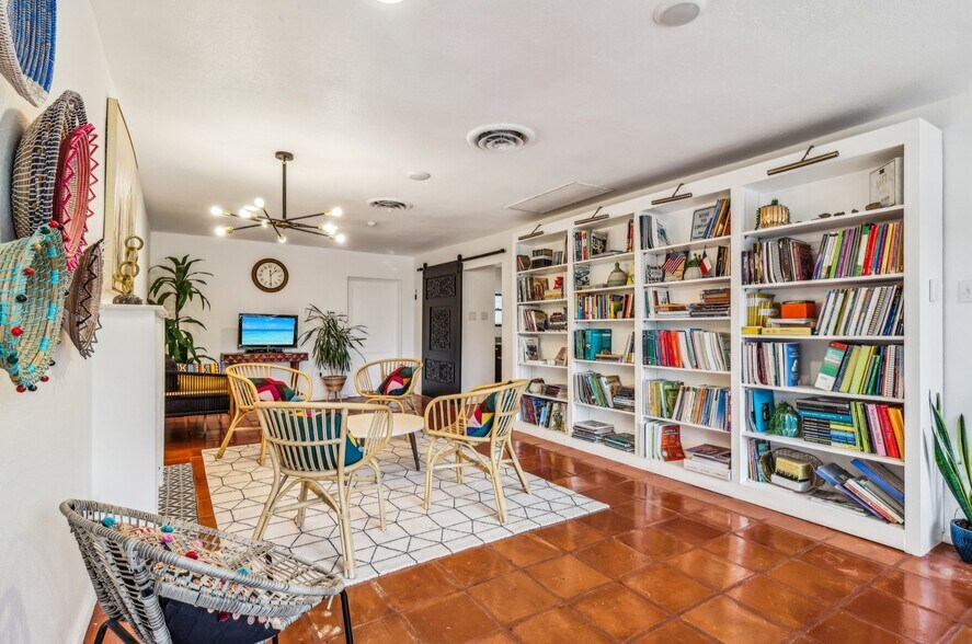 More Photos Of 7735 Mocking Bird Ln, San Antonio Lodge Meeting Hall For Sale