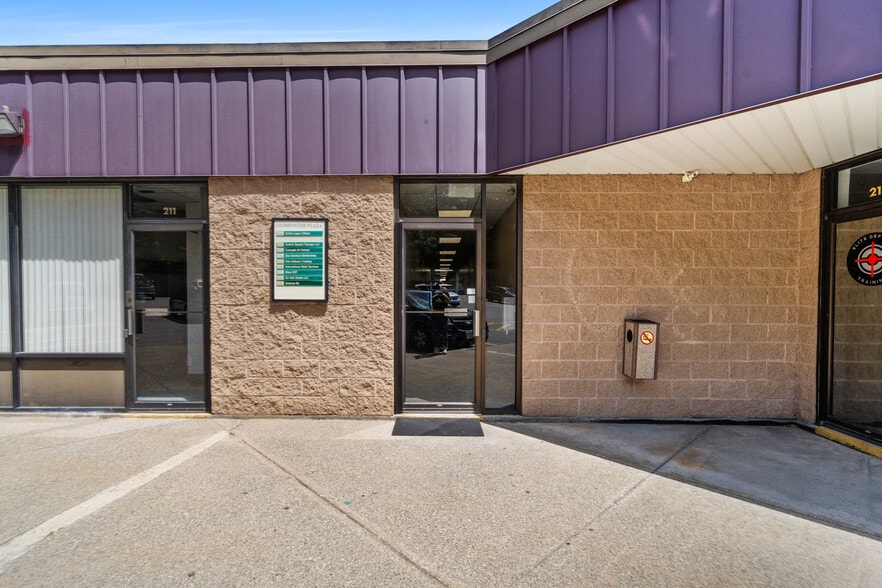 More Photos Of 285 Central St, Leominster General Retail For Lease