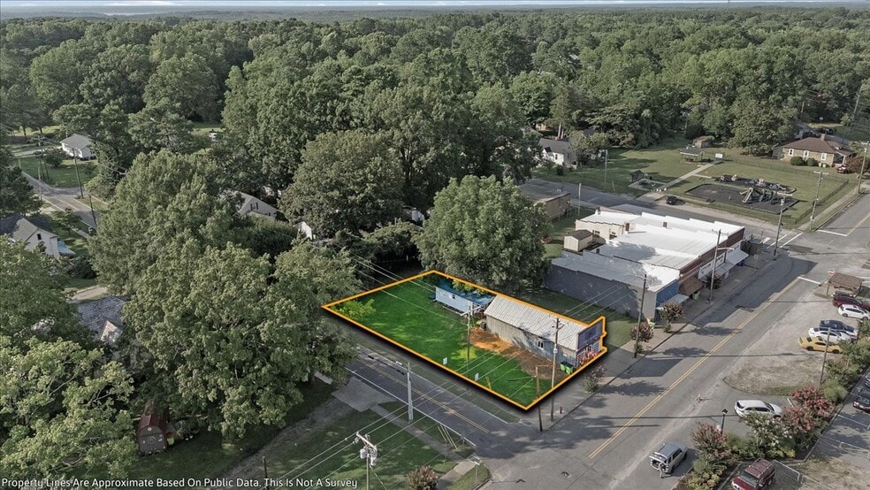 More Photos Of 202 E. North Main Street, Littleton General Retail For Sale