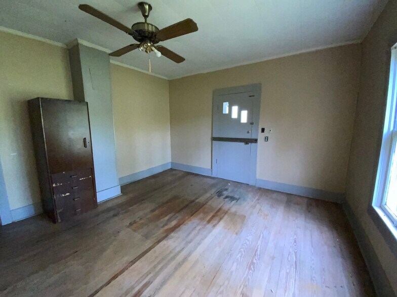 More Photos Of 61 Fairview Rd, Andrews Multifamily For Sale