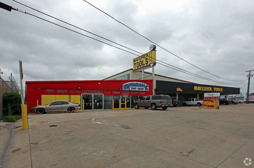 More Photos Of 10220 Harry Hines Blvd, Dallas General Retail For Sale