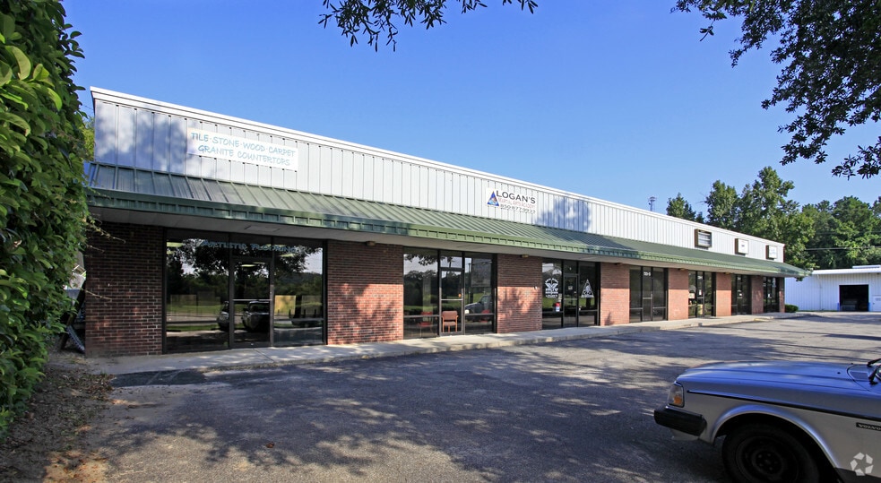 More Photos Of 720 NE Capital Cir, Tallahassee Unknown For Lease