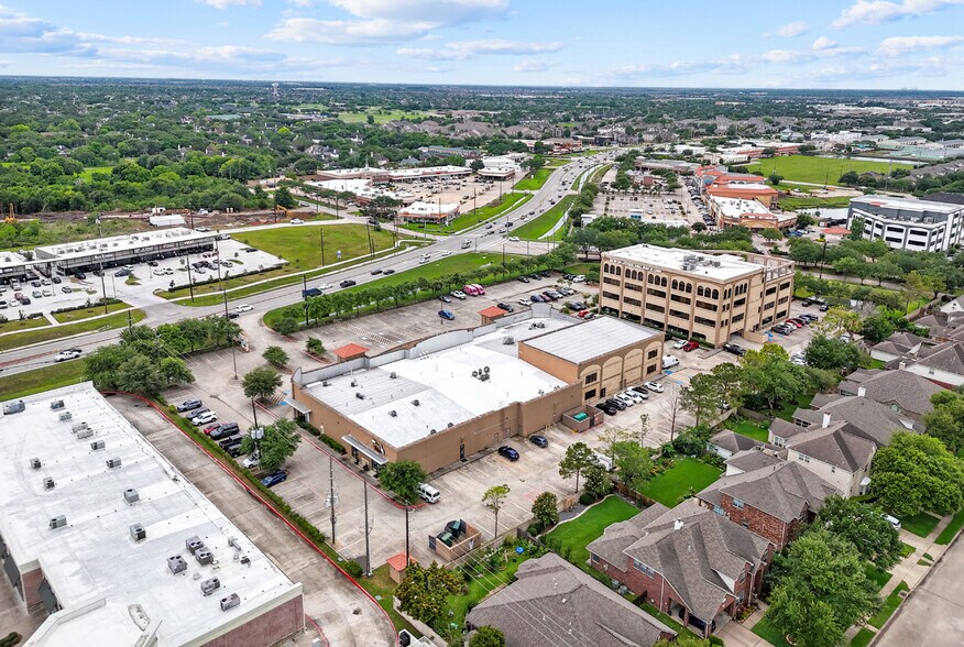 More Photos Of 9223 Broadway St, Pearland Storefront Retail Office For Sale