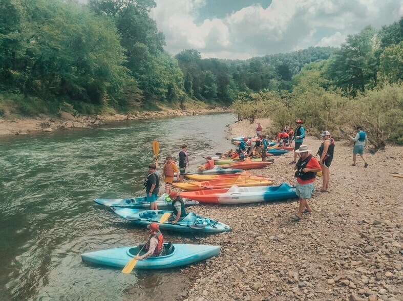 More Photos Of 122 Ouachita River Haven Rd, Pencil Bluff Hotel For Sale