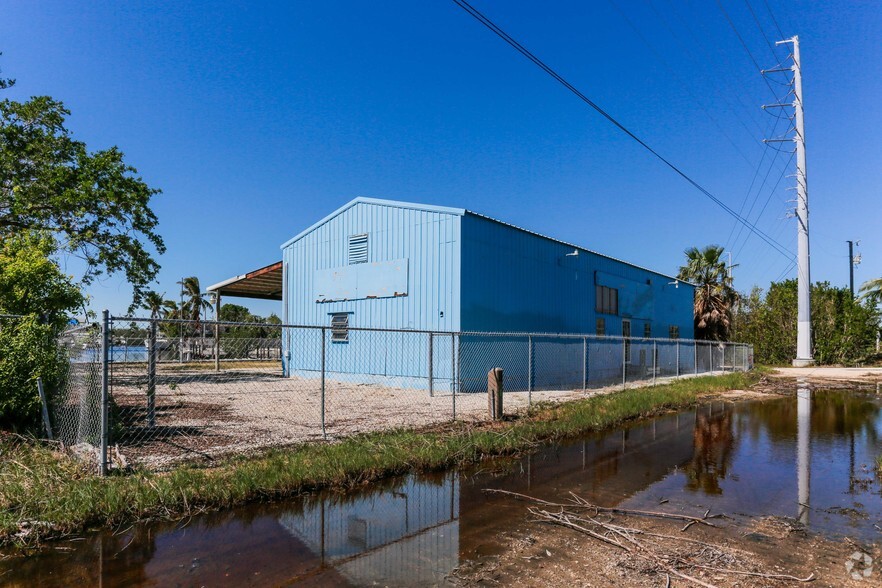 Primary Photo Of 106600 Overseas Highway, Key Largo, Fl 33037, Key Largo Truck Terminal For Lease