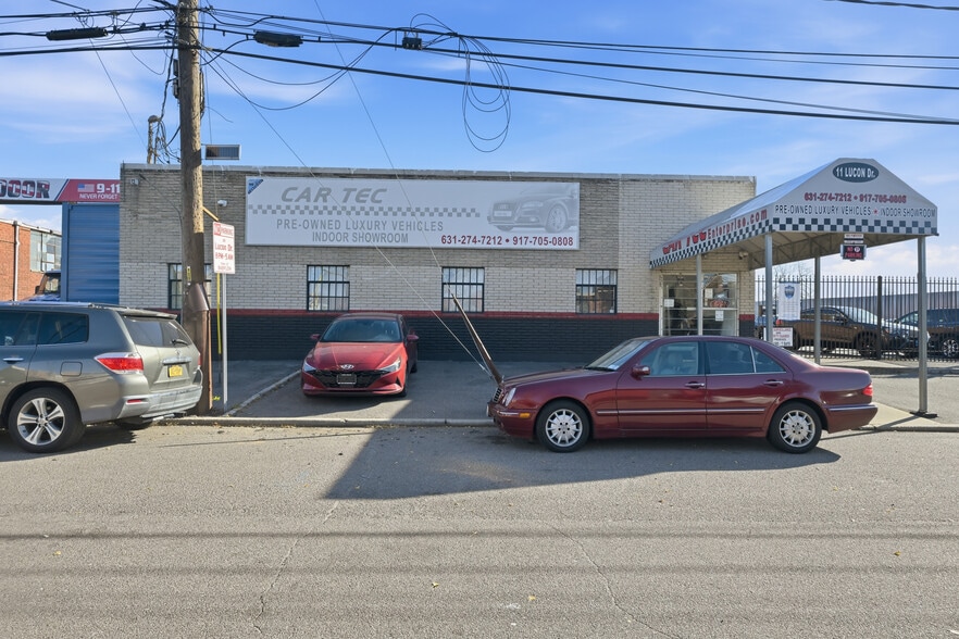 Primary Photo Of 11 Lucon Dr, Deer Park Showroom For Sale