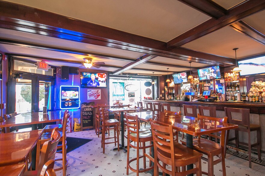 More Photos Of 6076-6080 Ridge Ave, Philadelphia Storefront Retail Residential For Lease