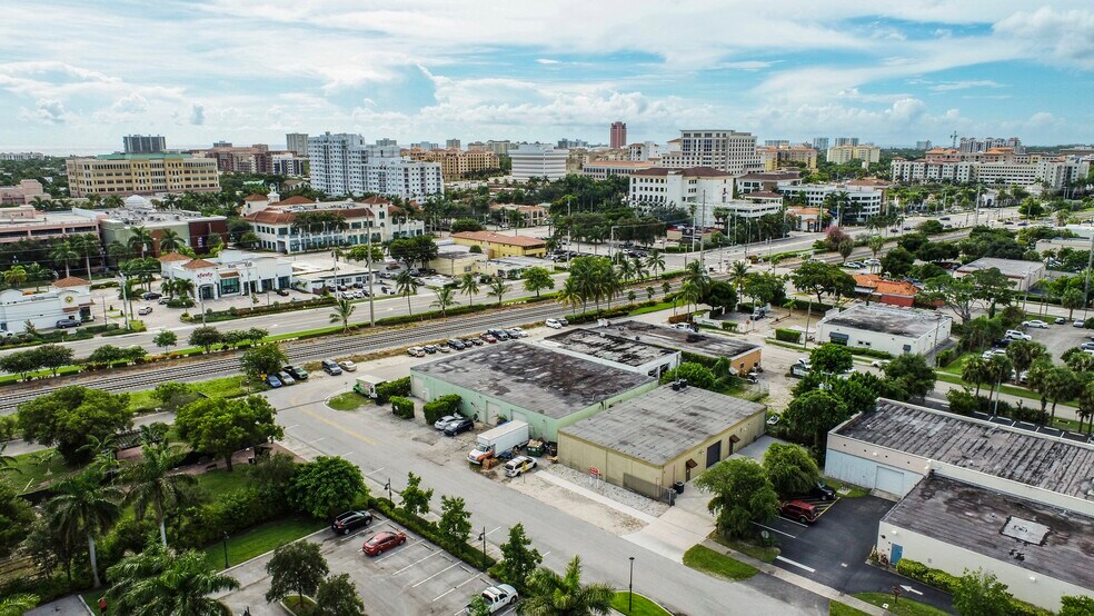 More Photos Of 108 NW 4th St, Boca Raton Warehouse For Sale