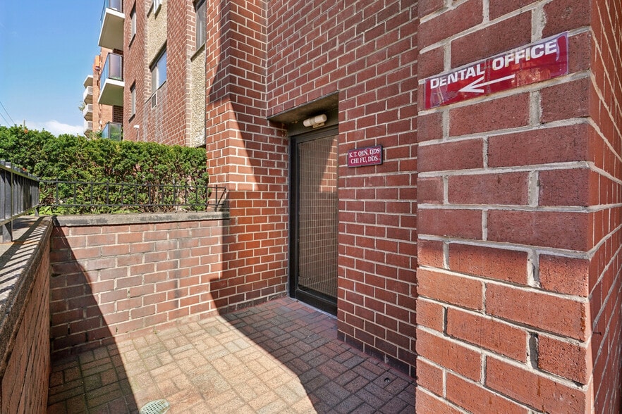 More Photos Of 395 Westchester Ave, Port Chester Apartments For Sale