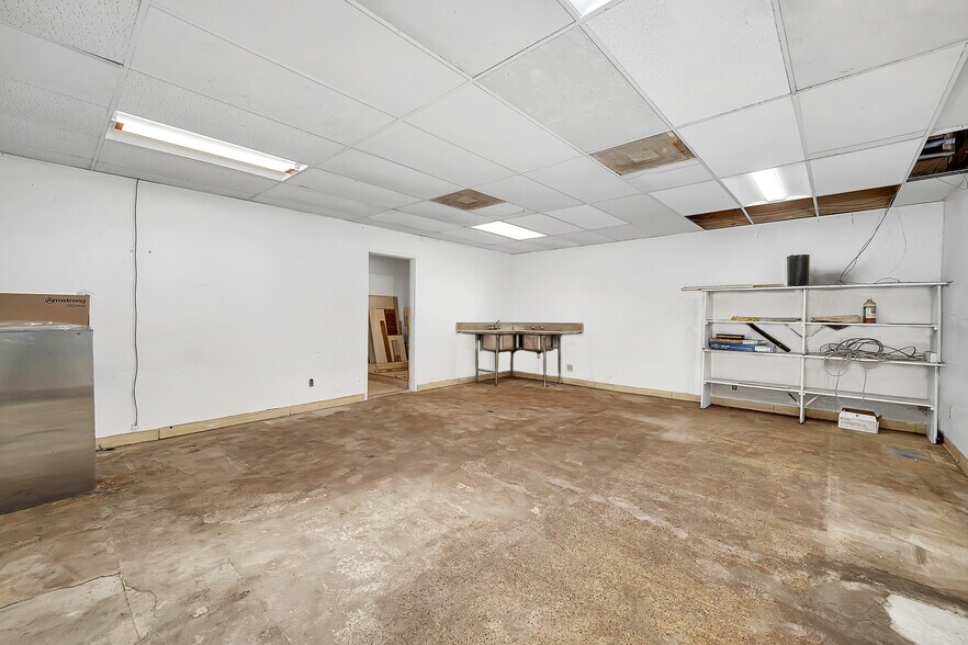 More Photos Of 516-518 Depot St, Mazon Storefront Retail Residential For Sale