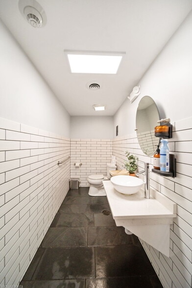 More Photos Of 7427 Roosevelt Rd, Forest Park Restaurant For Sale