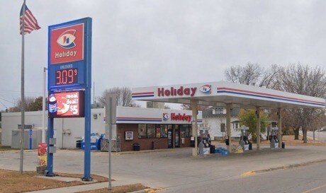 More Photos Of 315 14th St S, Benson Service Station For Sale