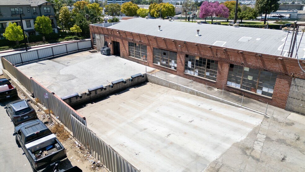 More Photos Of 7343 Pierce Ave, Whittier Manufacturing For Lease