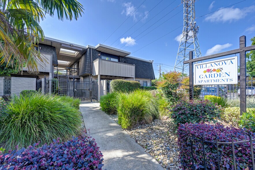 More Photos Of 2312 Villanova Cir, Sacramento Apartments For Sale
