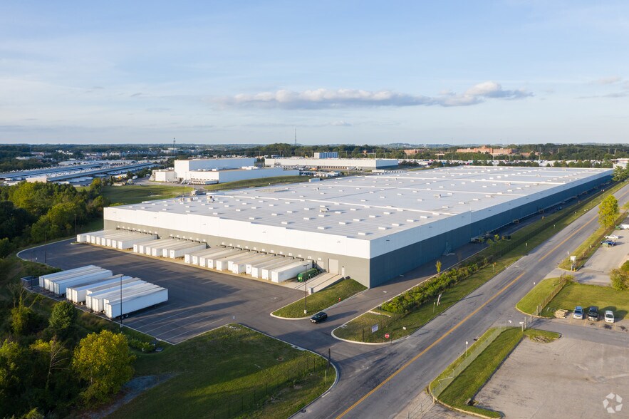 More Photos Of 7600 Assateague Dr, Jessup Warehouse For Lease