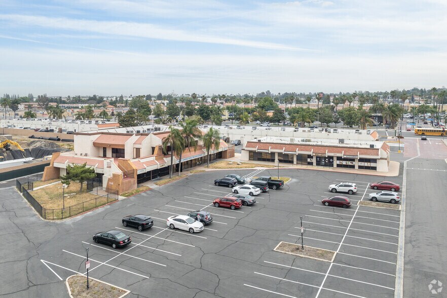 More Photos Of 1035-1091 S Mt Vernon Ave, Colton Unknown For Lease