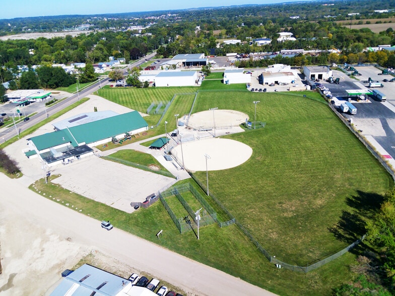 More Photos Of 1901 Beloit Ave, Janesville Bar For Sale