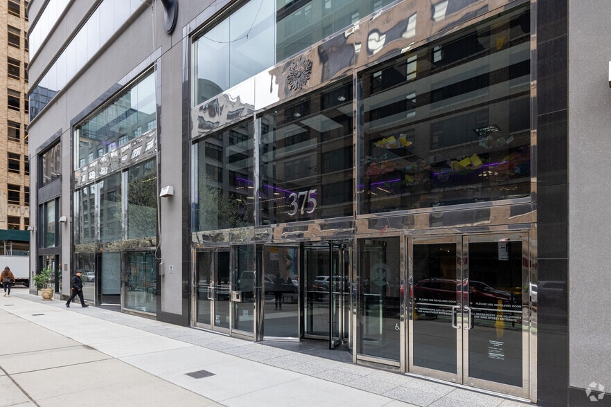 More Photos Of 375 Hudson St, New York Office For Lease