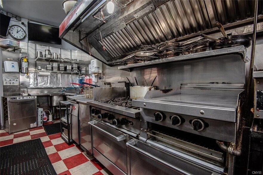 More Photos Of 417 W Dominick St, Rome Bar For Sale