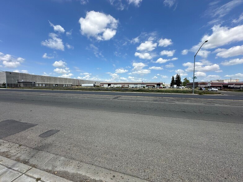 More Photos Of Whitmore Ave & Nickerson Dr, Modesto Land For Sale