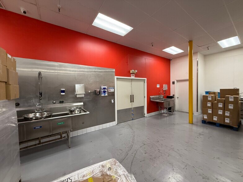 More Photos Of 1701 1st St, San Fernando Food Processing For Lease