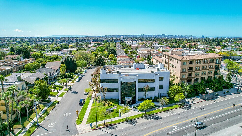 More Photos Of 4160 Wilshire Blvd, Los Angeles Medical For Lease