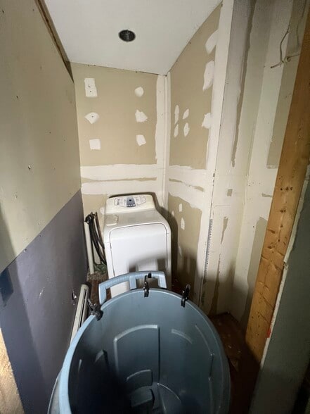 More Photos Of 502 Manchester St, Manchester Multifamily For Sale