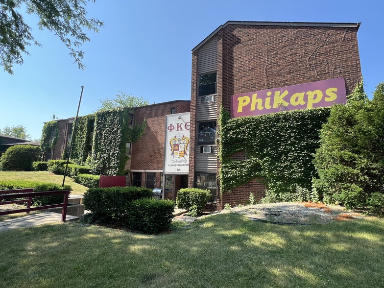 Primary Photo Of 910 W Hillcrest Dr, Dekalb Sorority Fraternity House For Sale
