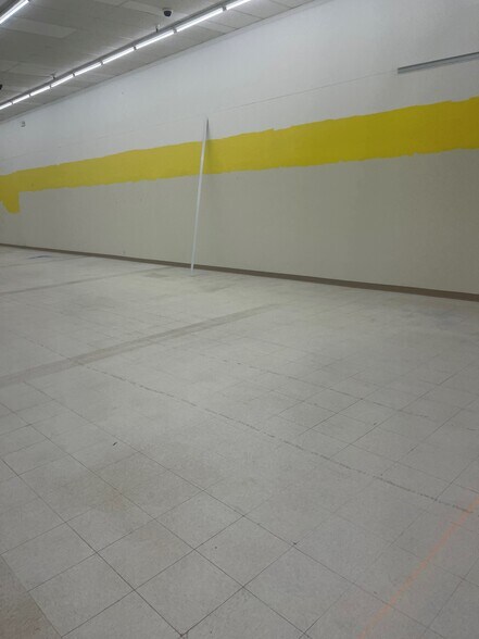 More Photos Of 4892 Okeechobee Rd, Fort Pierce Self Storage For Lease