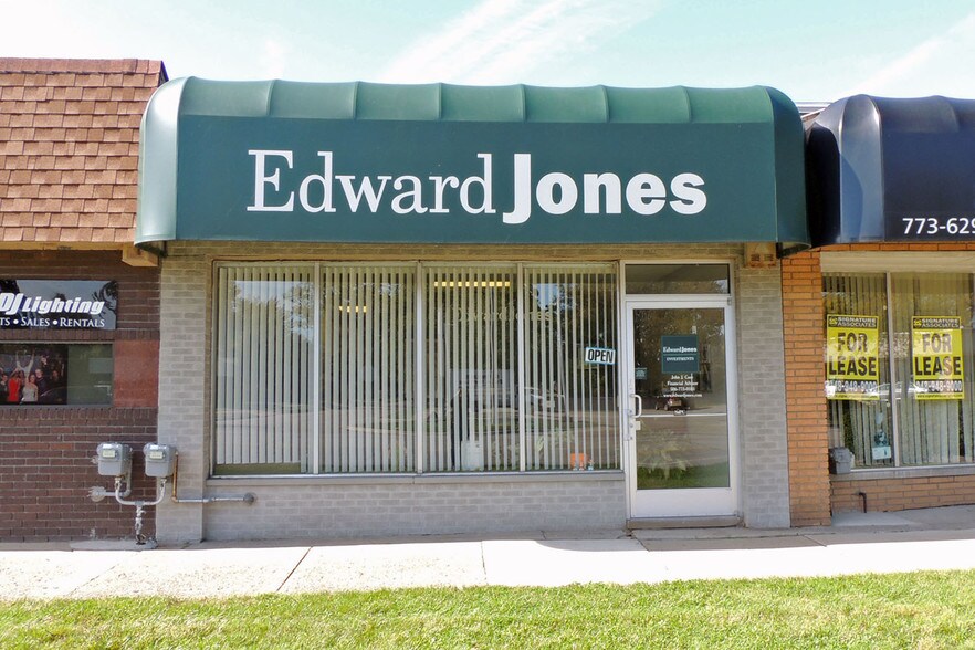 22213 Greater Mack Ave, Saint Clair Shores, MI 48080 Office For Lease