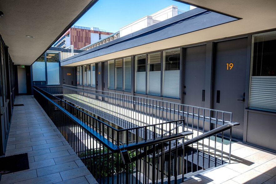 More Photos Of 616 Ramona St, Palo Alto Office For Lease