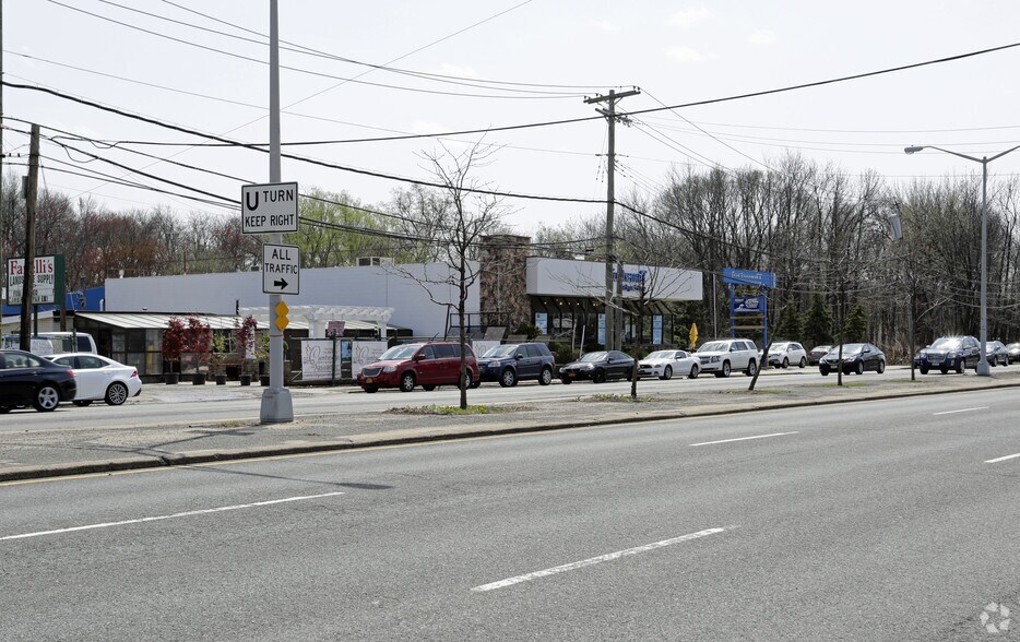 More Photos Of 2066 Richmond Ave, Staten Island Office For Sale