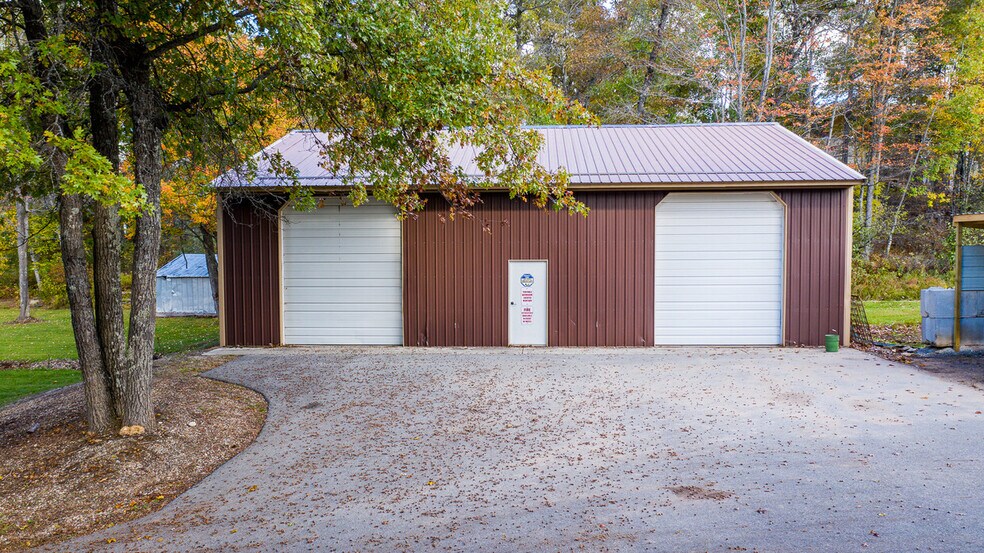 More Photos Of N10120 Parkway Rd, Crivitz Specialty For Sale