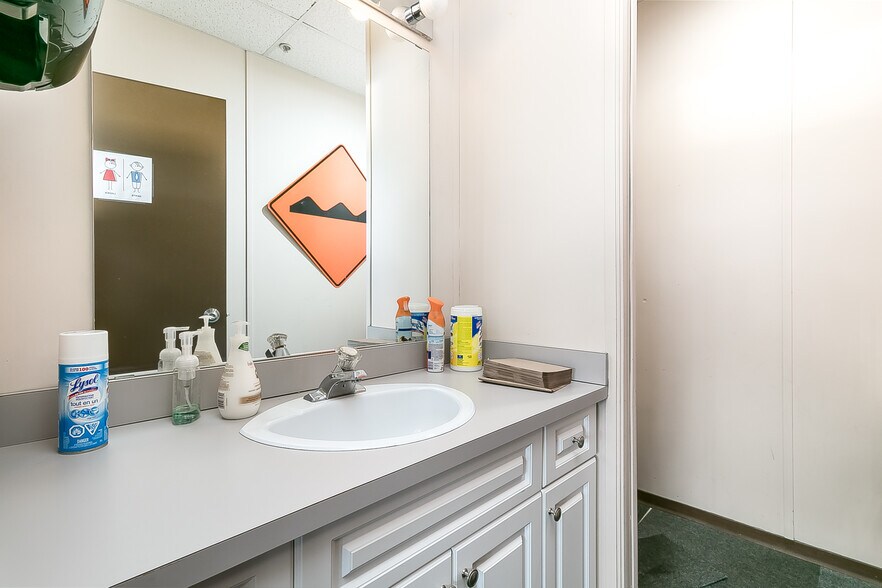 More Photos Of 17957 55th Ave, Surrey Warehouse For Sale