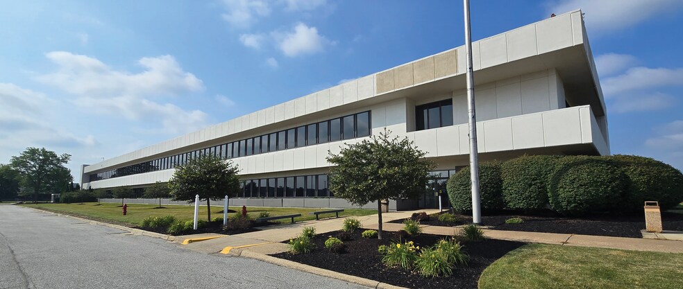 More Photos Of 7800 Tyler Blvd, Mentor Warehouse For Lease