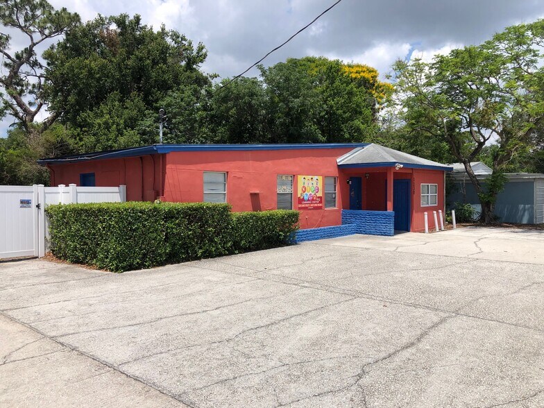 More Photos Of 1230 N Pine Hills Rd, Orlando Daycare Center For Sale
