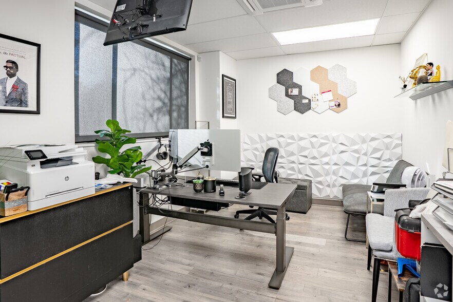 More Photos Of 635 Ygnacio Valley Rd, Walnut Creek Freestanding For Sale