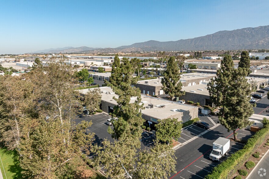 More Photos Of 1525 W 13th St, Upland Warehouse For Lease