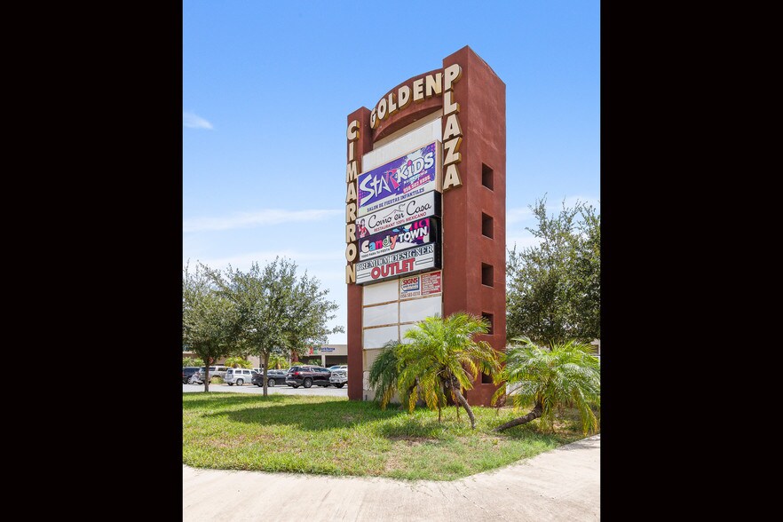 More Photos Of 901 Travis St, Mission General Retail For Sale