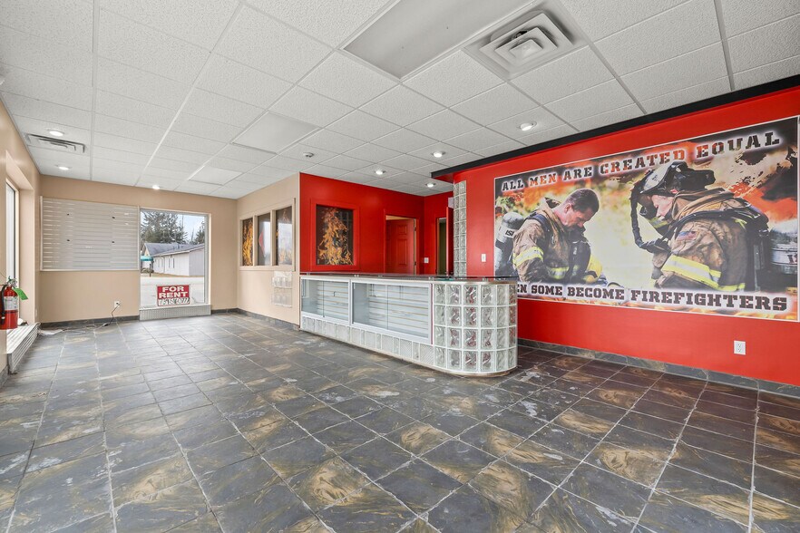 More Photos Of 2655-2679 N Meridian Rd, Sanford General Retail For Sale