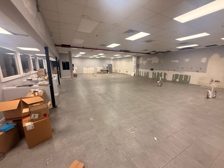 More Photos Of 230 Marion Ave, Linden Research And Development For Sale