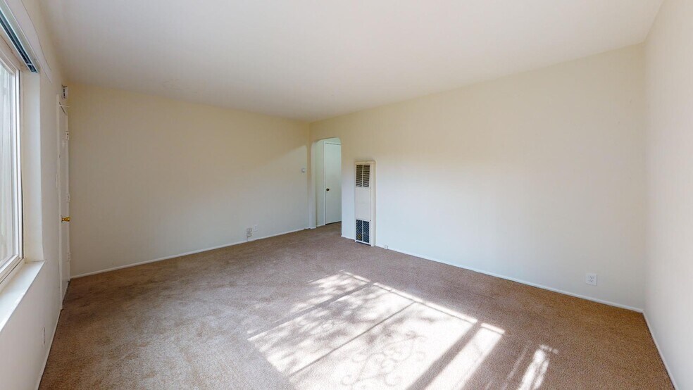 More Photos Of 3464 Champion St, Oakland Apartments For Sale