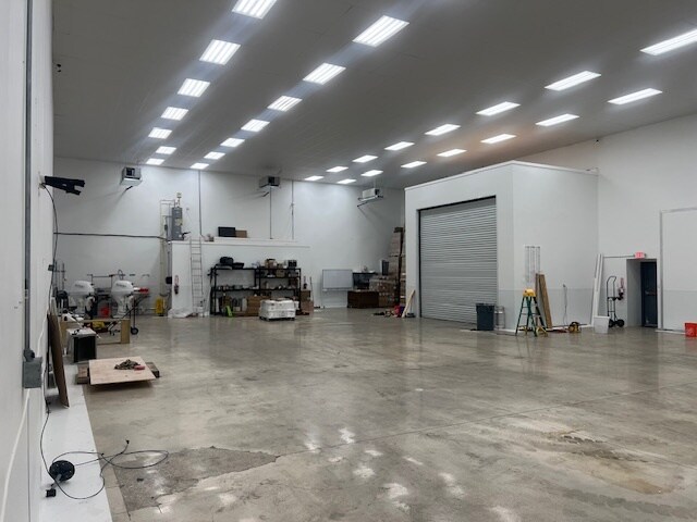 More Photos Of 7465 Commercial Cir, Fort Pierce Warehouse For Sale