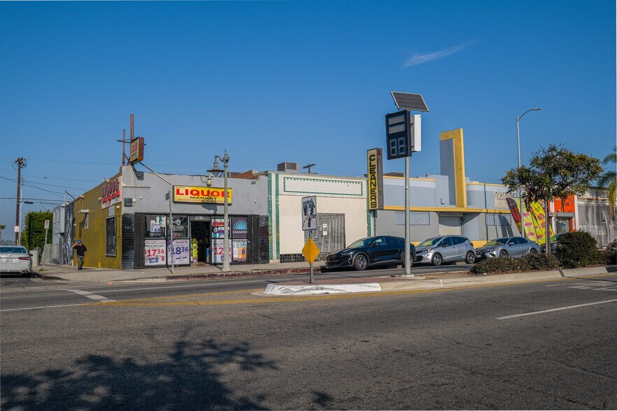More Photos Of 4875 W Washington Blvd, Los Angeles Storefront For Lease