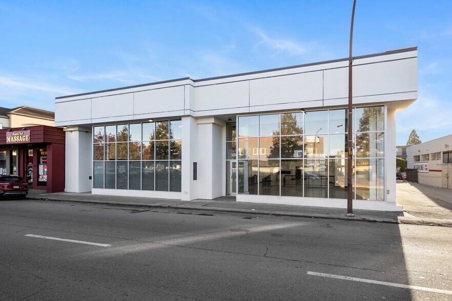 More Photos Of 1802-1808 El Camino Real, Redwood City General Retail For Lease